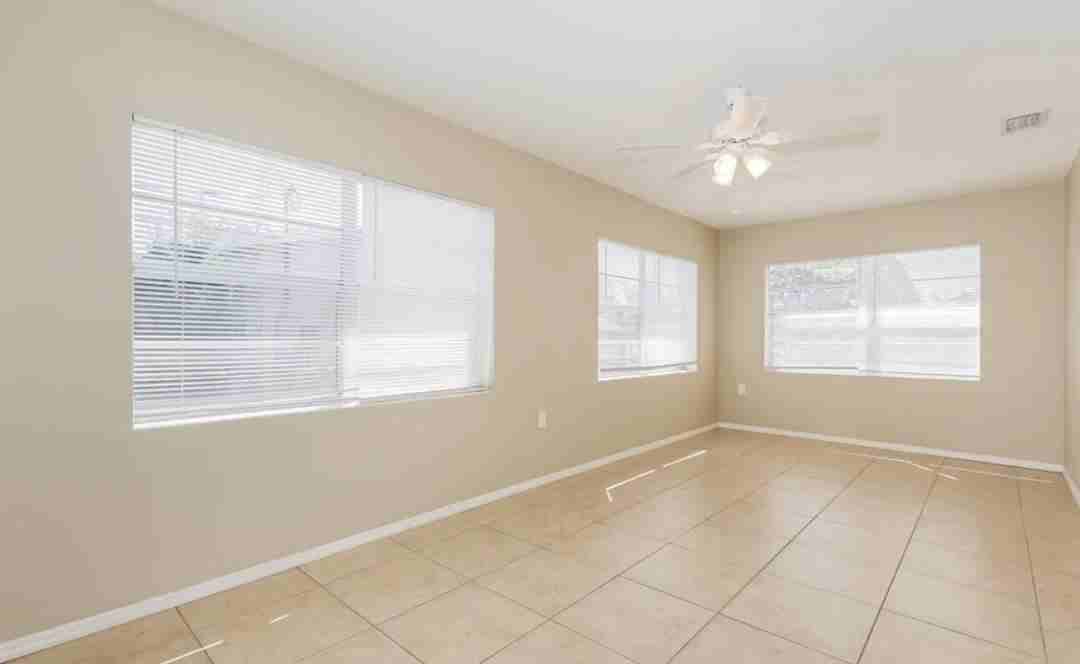 109 Ridge Ct #NA - Photo 3 of 8