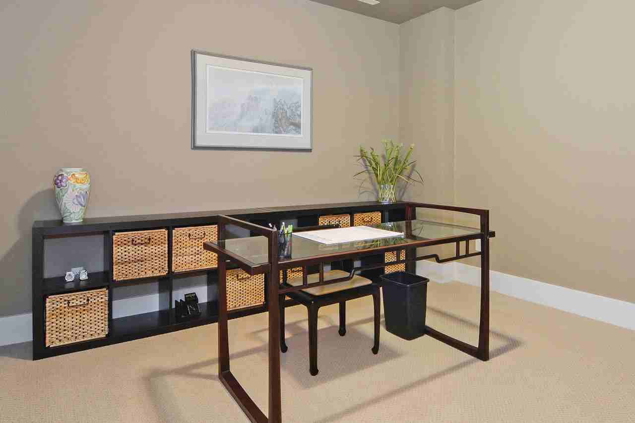 16168 30 Avenue - Photo 4 of 25