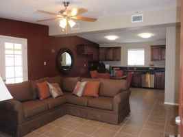 featured image of 420 E Garfield St