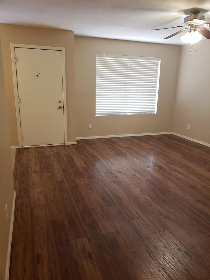 9626 W Mountain View Rd #A - Photo 3 of 26