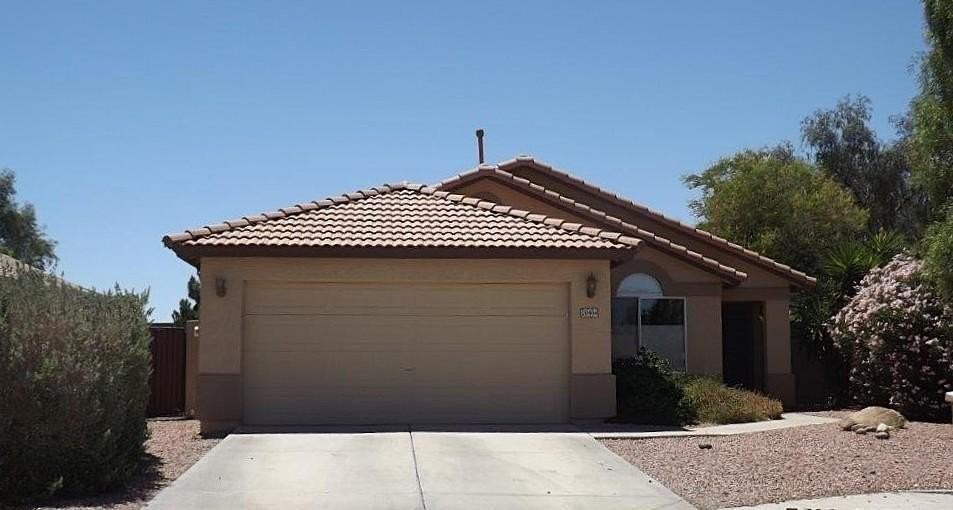 20464 N 81st Ln - Photo 3 of 16