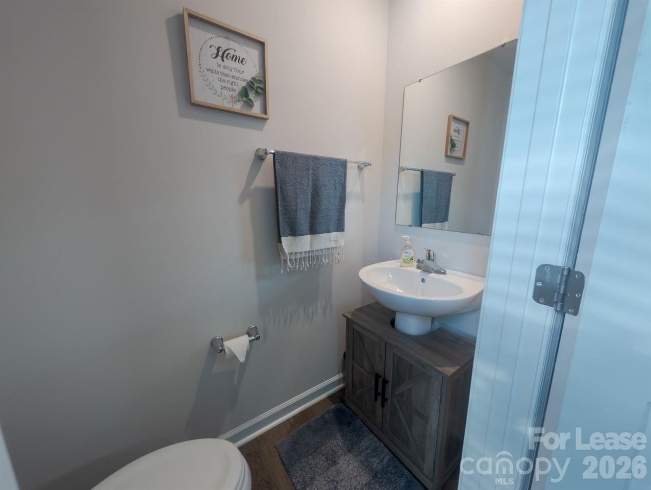 4008 Haldane St - Photo 4 of 10