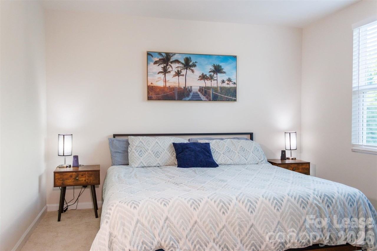 4008 Haldane St - Photo 5 of 10