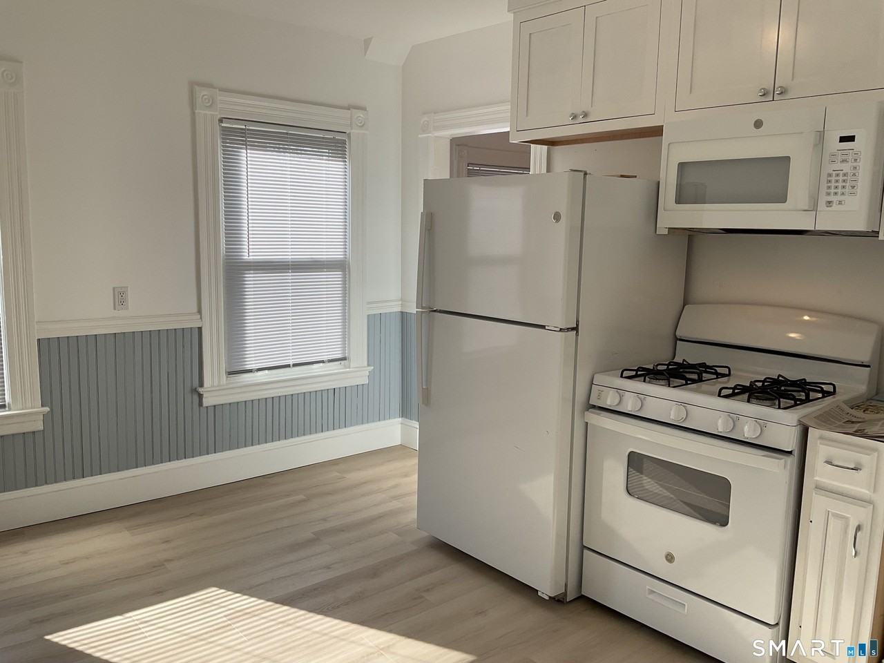 13 Alger St Unit 2 - Photo 3 of 18