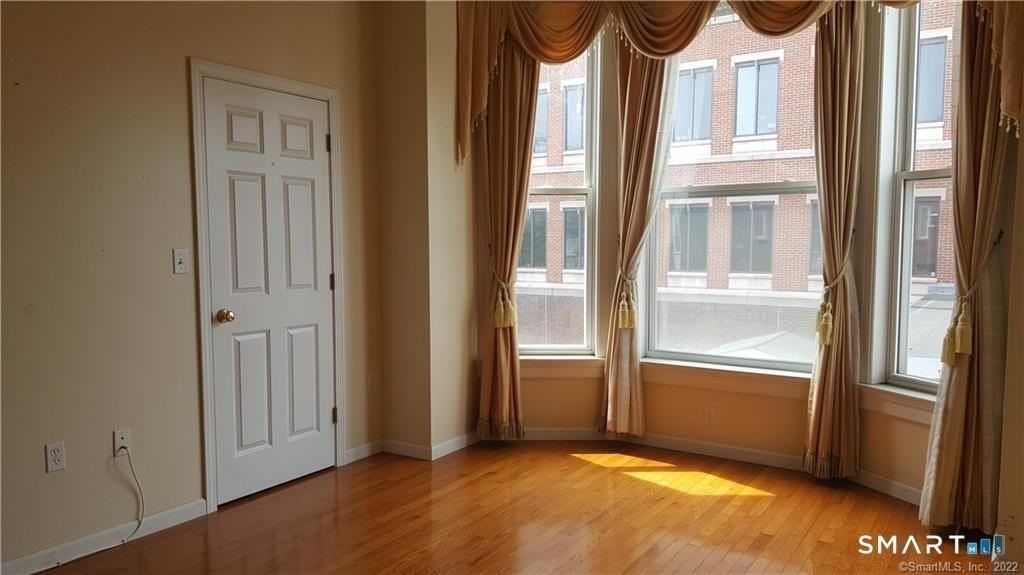71 Whitney Ave #8 - Photo 2 of 7
