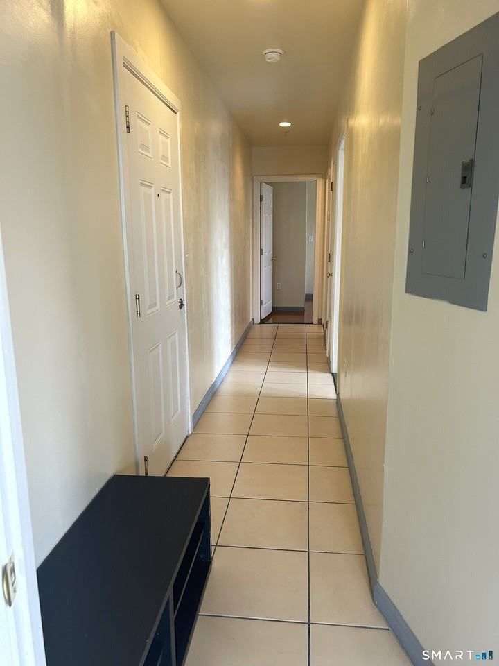 71 Whitney Ave #8 - Photo 5 of 7