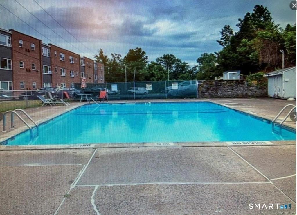 53 Wolcott Hill Rd Apt B17 - Photo 6 of 17