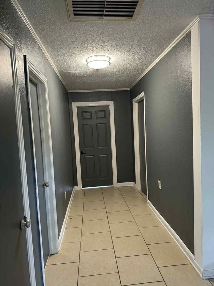 188 Nw Burk Ave - Photo 5 of 16