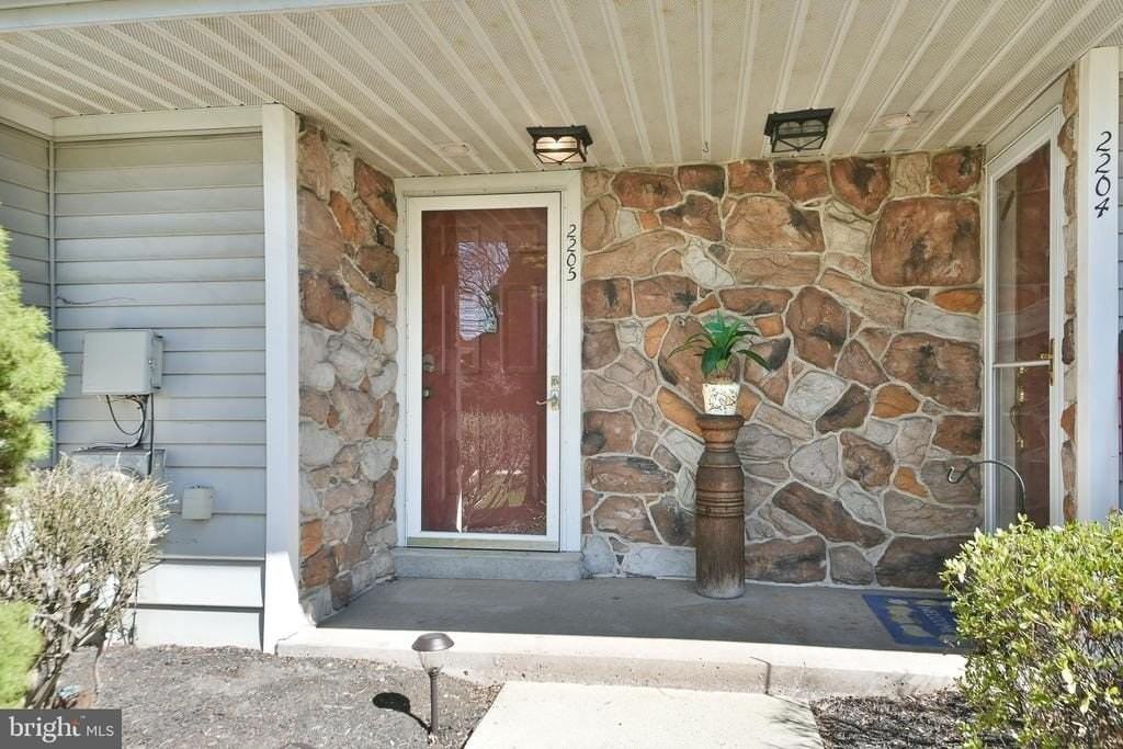 2205 Ash Grove Rd - Photo 3 of 26