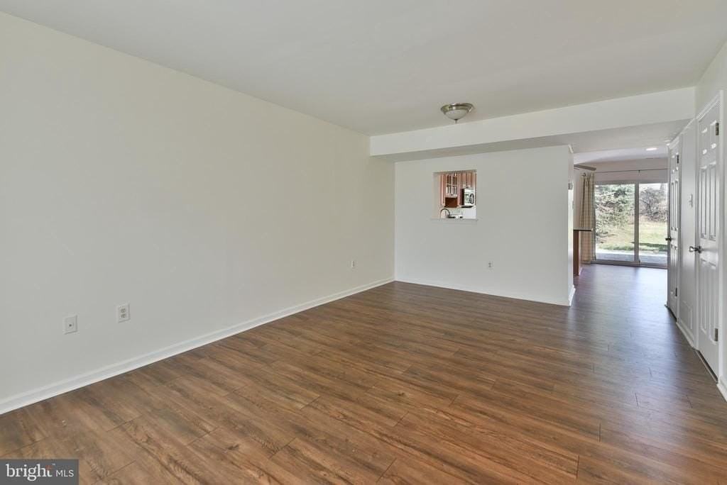 2205 Ash Grove Rd - Photo 4 of 26