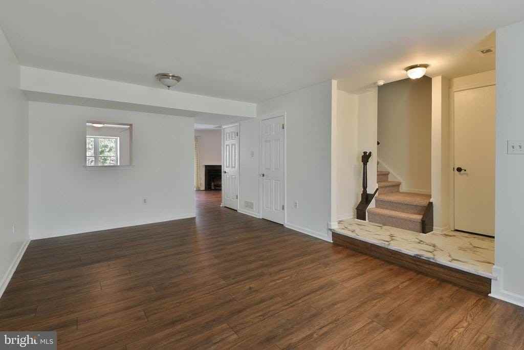 2205 Ash Grove Rd - Photo 5 of 26