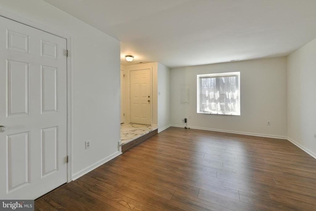 2205 Ash Grove Rd - Photo 6 of 26