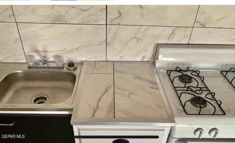 1408 Arizona Ave Unit A - Photo 3 of 7