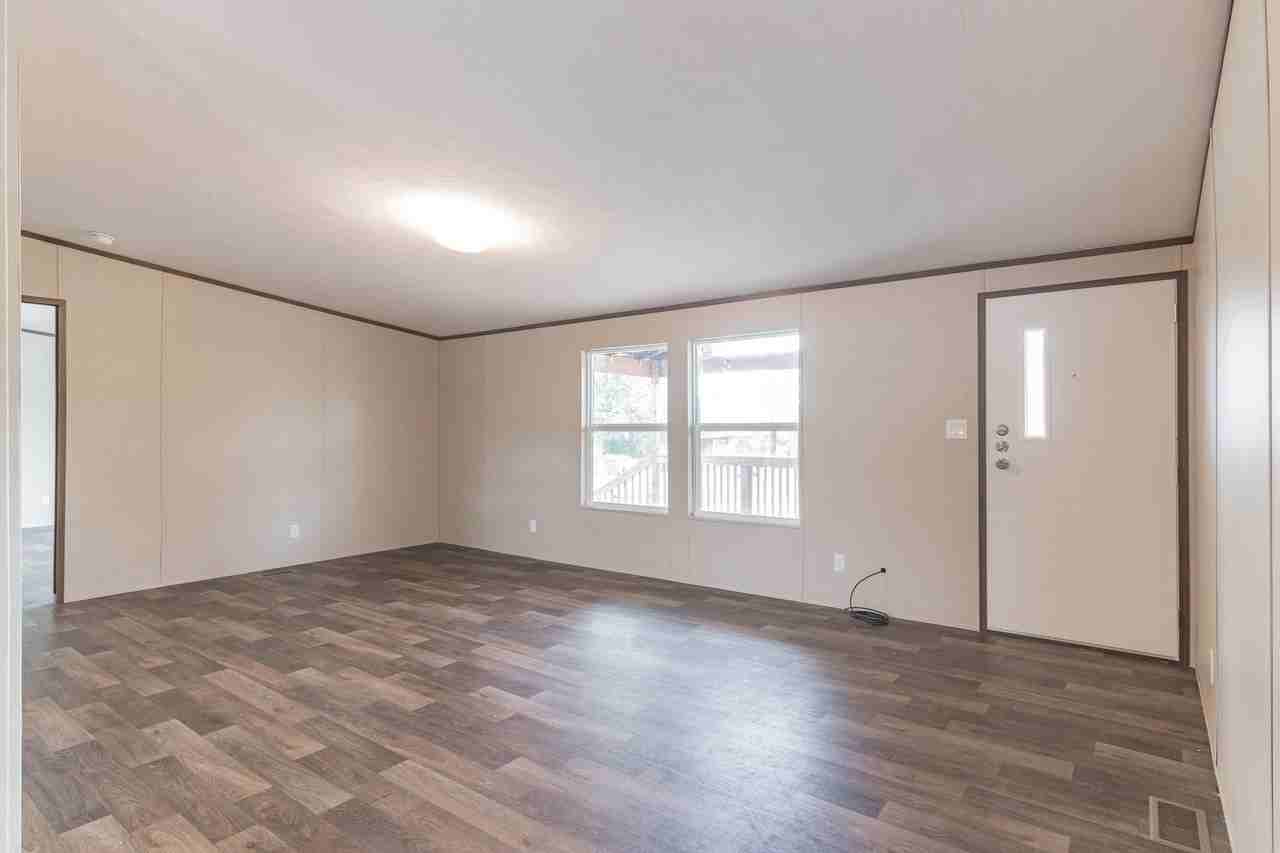 104 E Castleshoals Dr - Photo 4 of 30