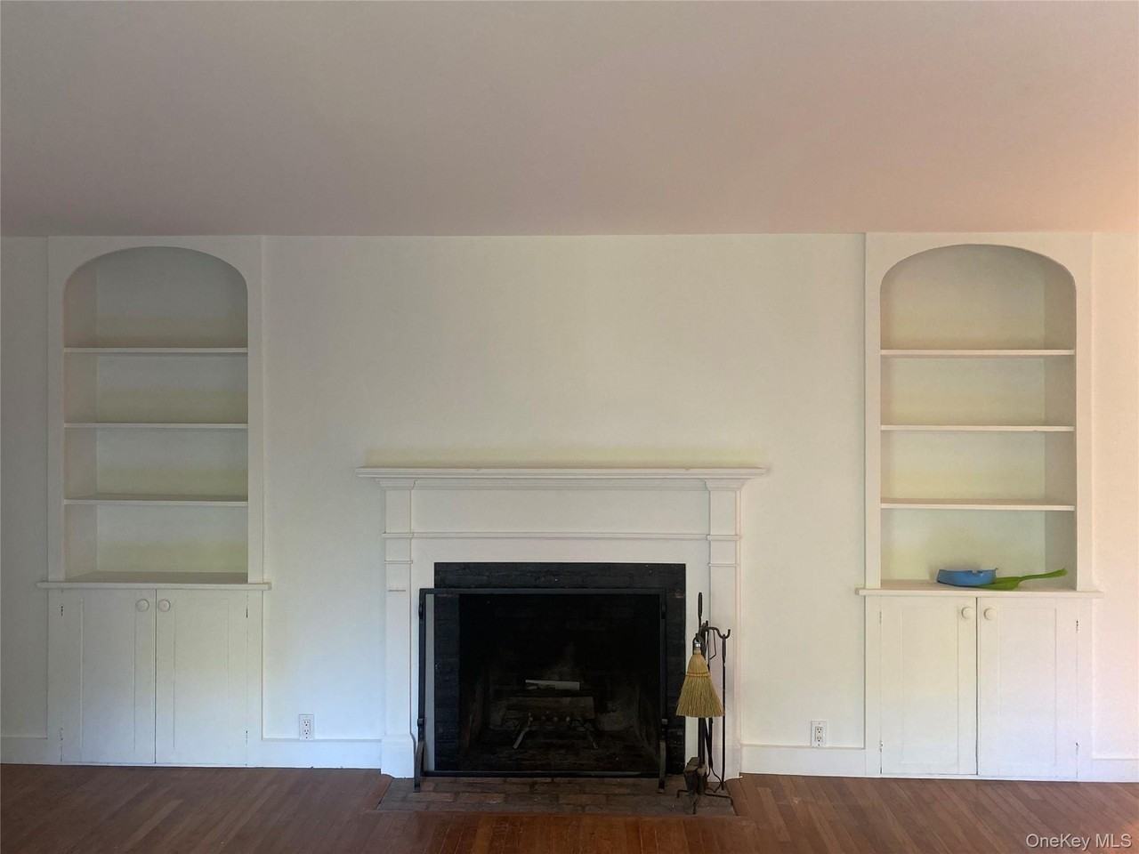 98 Travis Corners Rd - Photo 7 of 17