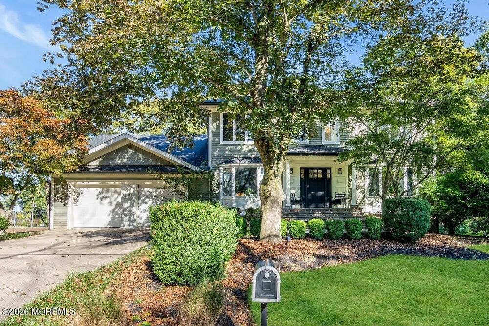 17 Woods End Rd - Photo 2 of 43