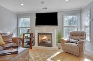 featured image of 17 Nutmeg Ct