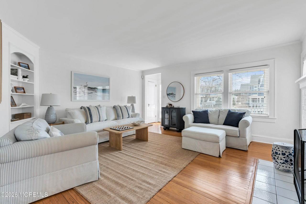 111 Chicago Blvd - Photo 7 of 47