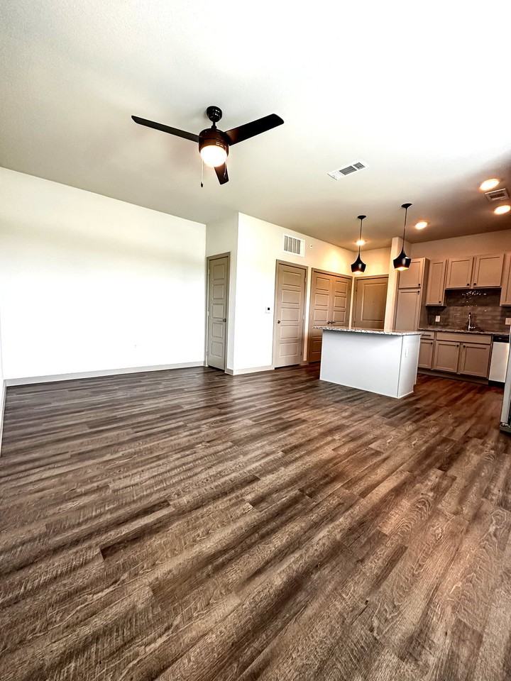 3635 Marine Creek Pkwy #A1 - Photo 7 of 8