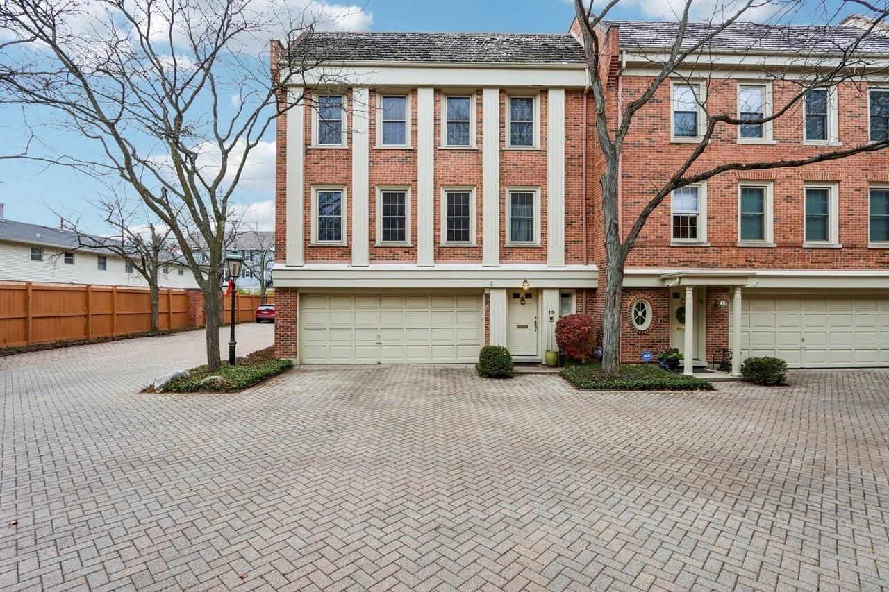 19 Landmark Unit 19 - Photo 2 of 50