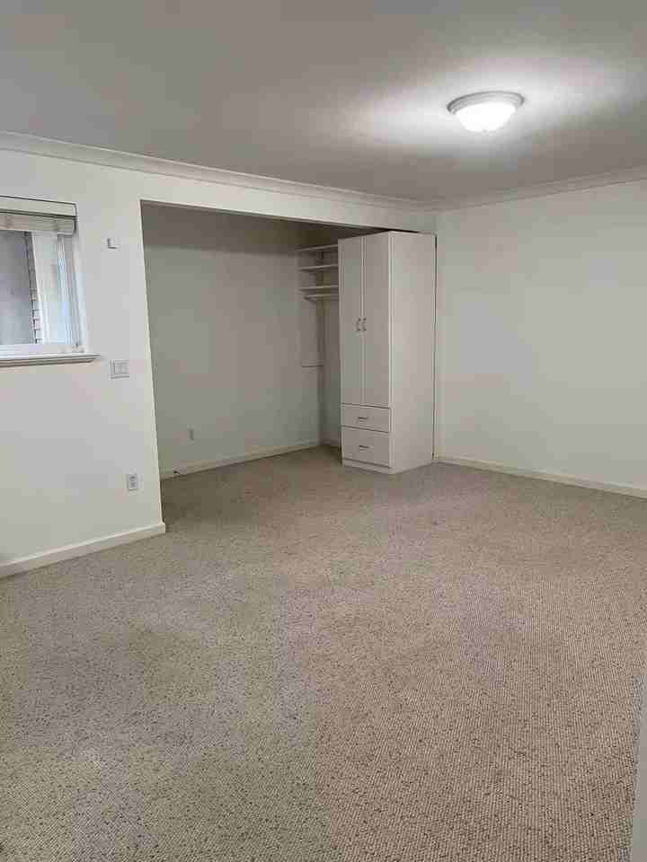 13167 14A Avenue - Photo 5 of 11