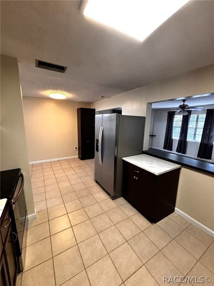 1134 Se 3rd St - Photo 6 of 25