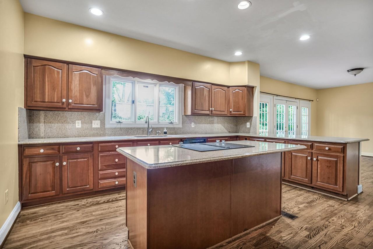 7204 Quiet Cv #1 - Photo 6 of 50