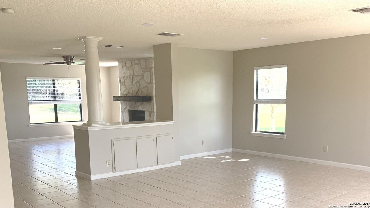 1 Chaparral Hl - Photo 4 of 14