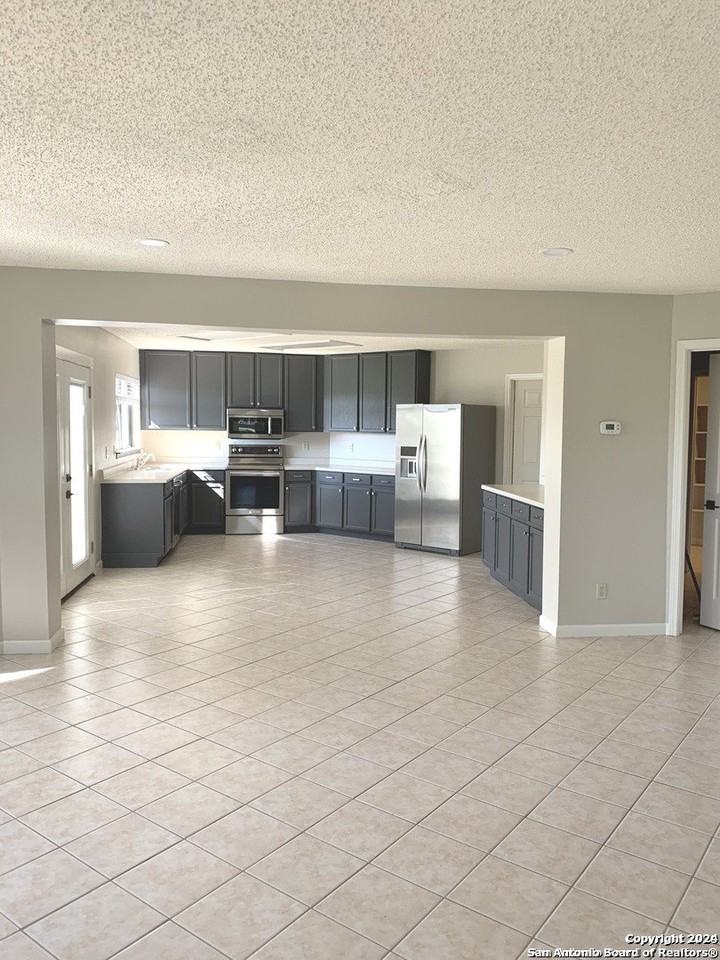 1 Chaparral Hl - Photo 5 of 14