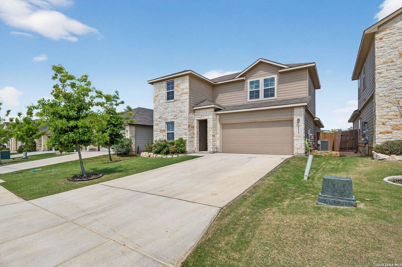 5555 Stormie Keep - Photo 3 of 28