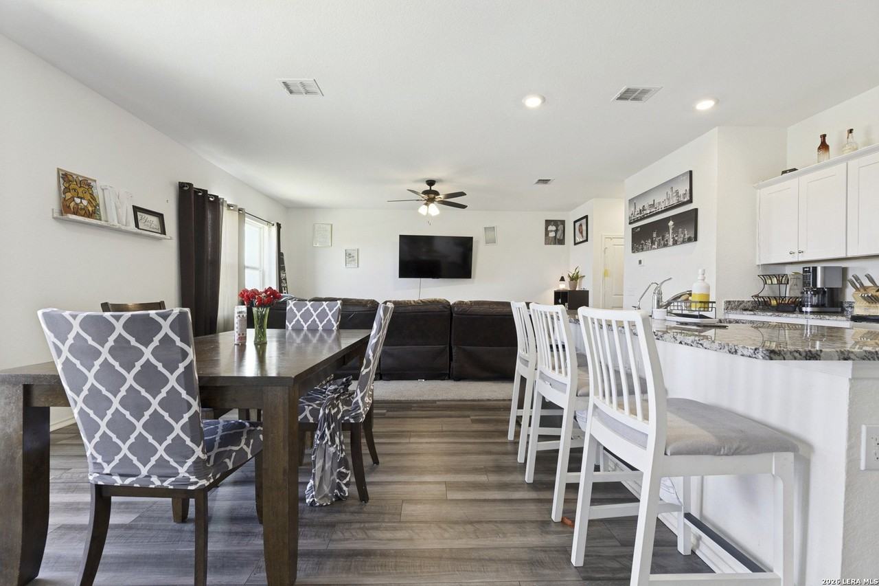 5810 Rue Picasso - Photo 6 of 23