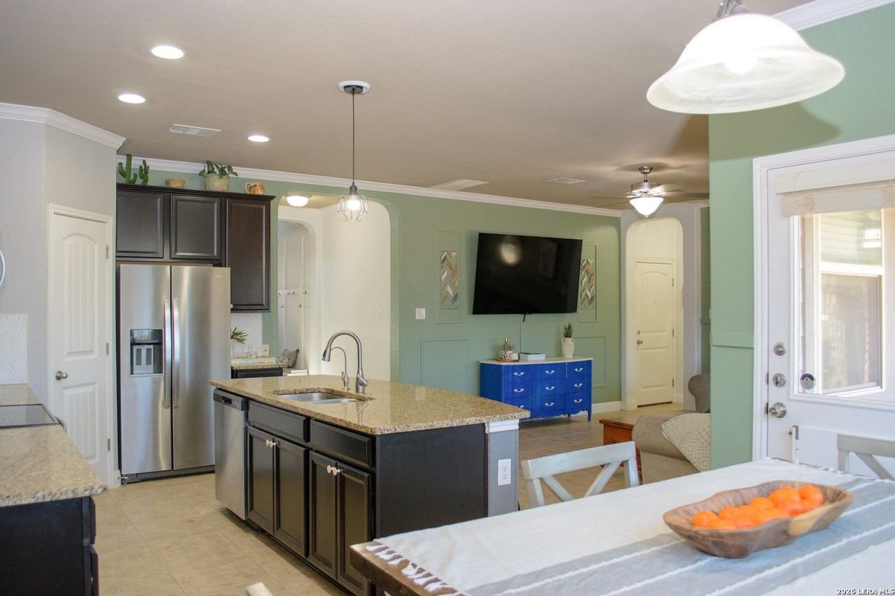 2550 Gato Del Sol - Photo 7 of 32