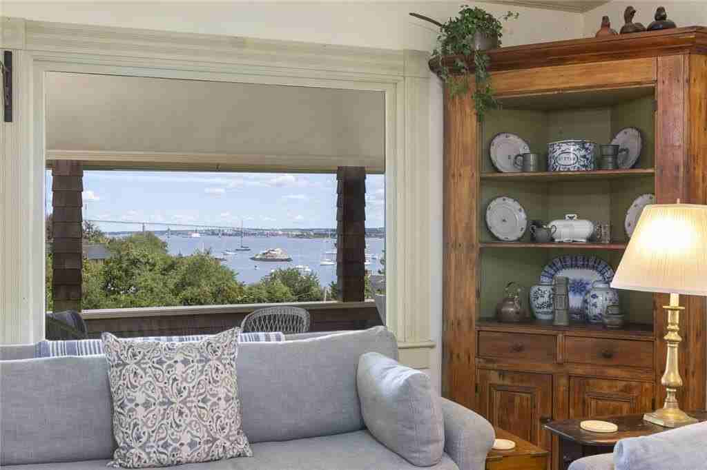 28 Newport St - Photo 7 of 24