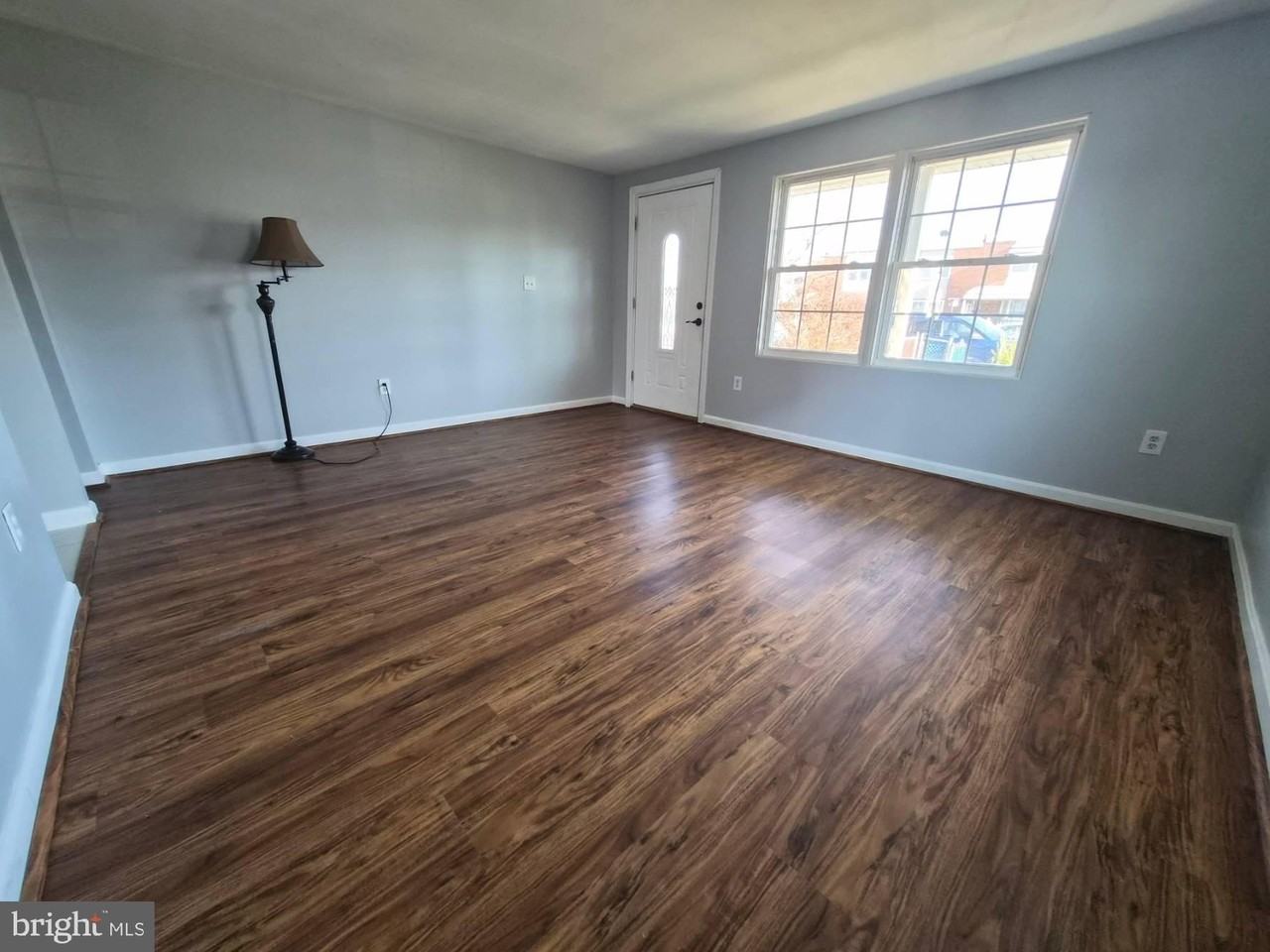 7948 Eastdale Rd - Photo 5 of 21