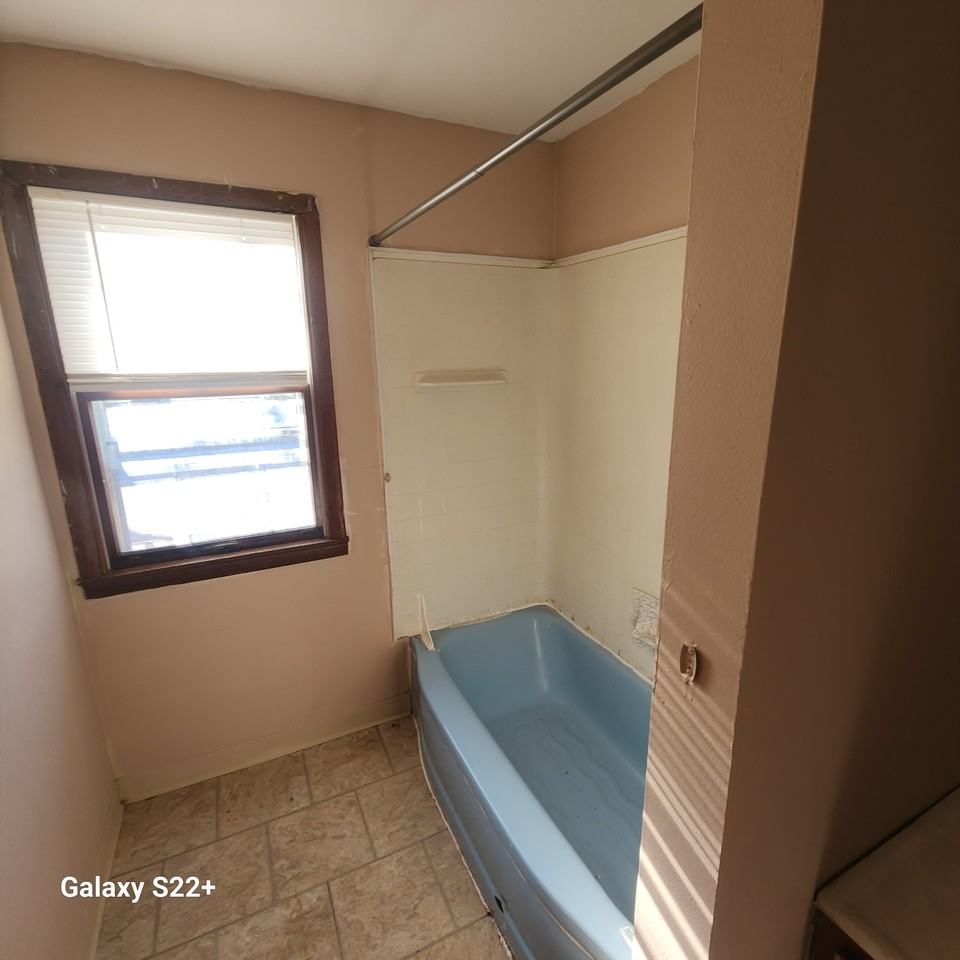 2702 Welch Ave - Photo 7 of 10