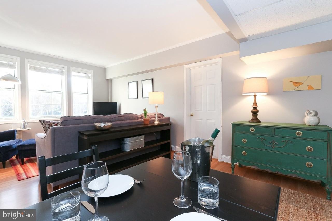 1800 N Queens Ln Unit 4-199 - Photo 2 of 7