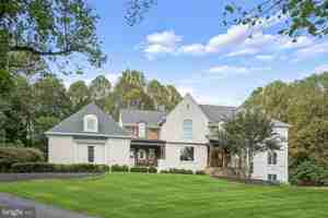 featured image of 1404 Wynhurst Ln