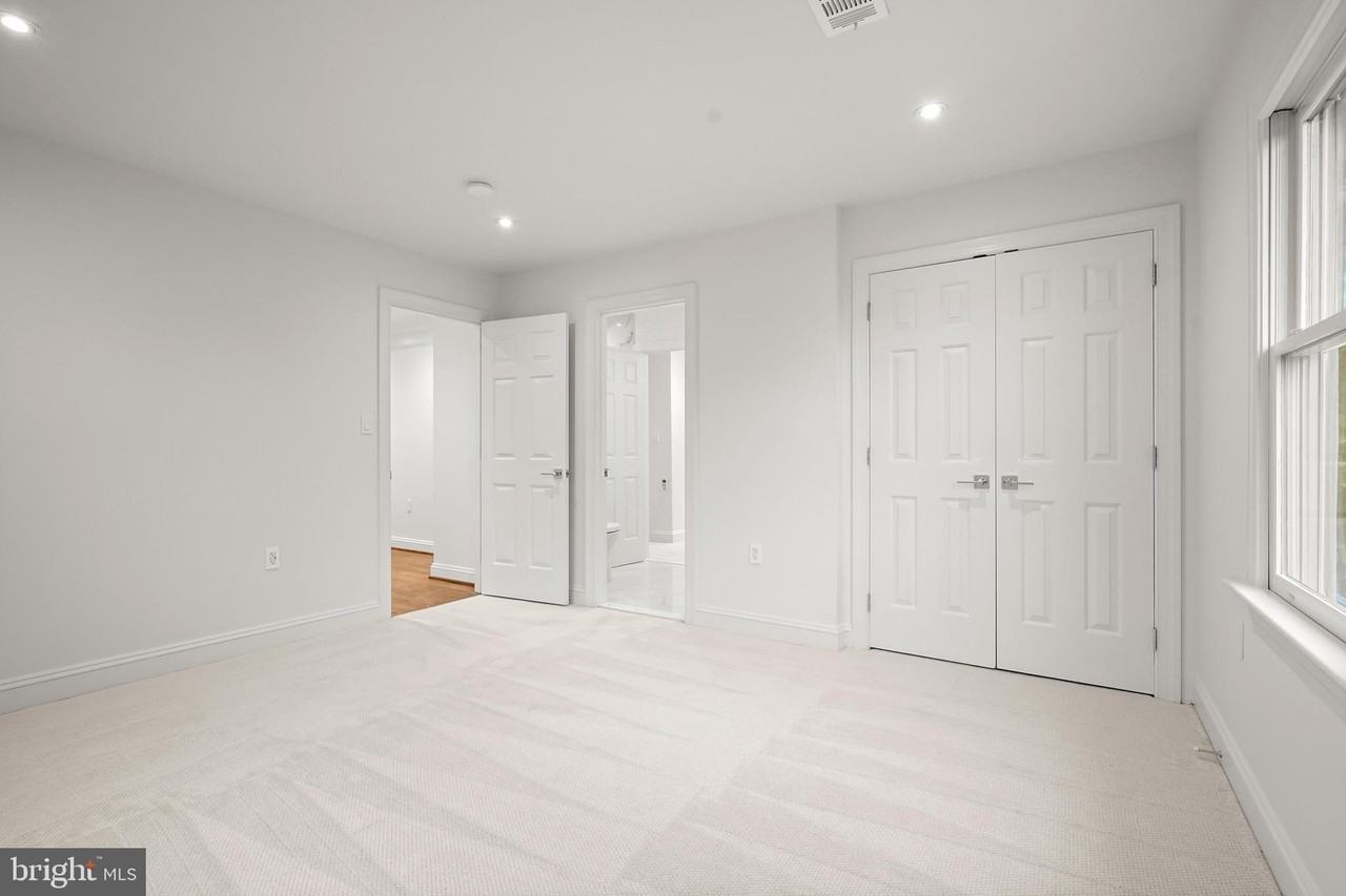 1404 Wynhurst Ln - Photo 7 of 14