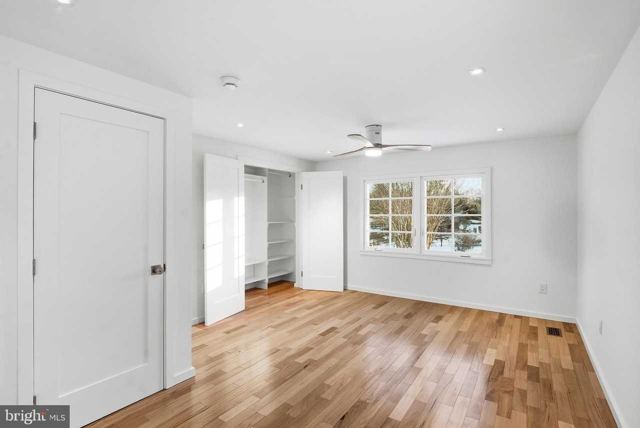 816 Utterback Store Rd - Photo 6 of 25