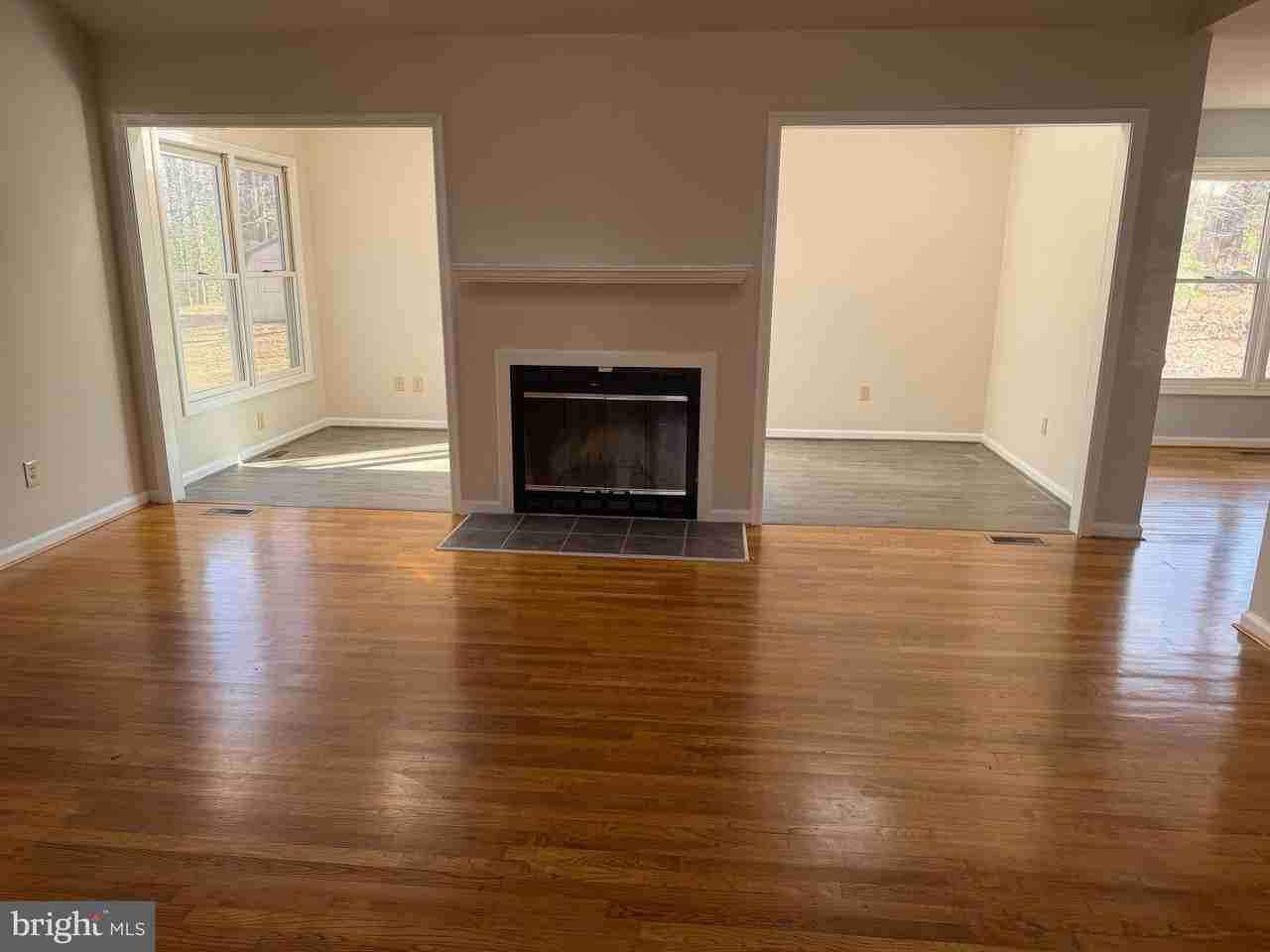 8135 Hoover Dr - Photo 4 of 4