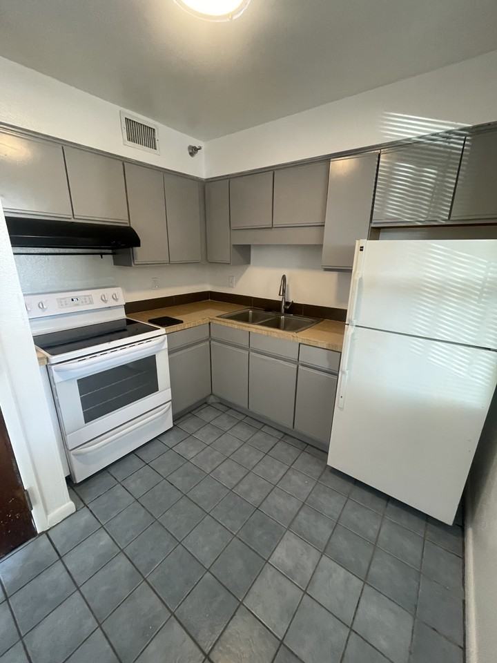 310 Plum St #7 - Photo 5 of 11