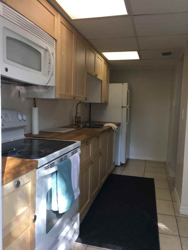 3355 Central Ave #1A - Photo 5 of 13