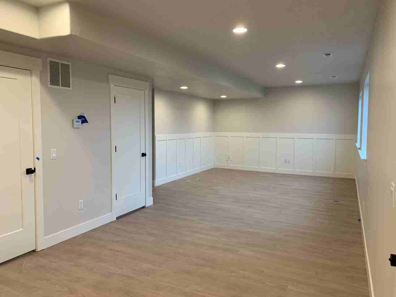 176 W Hayata Ln - Photo 2 of 10