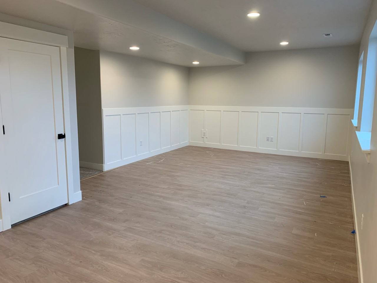 176 W Hayata Ln - Photo 3 of 10