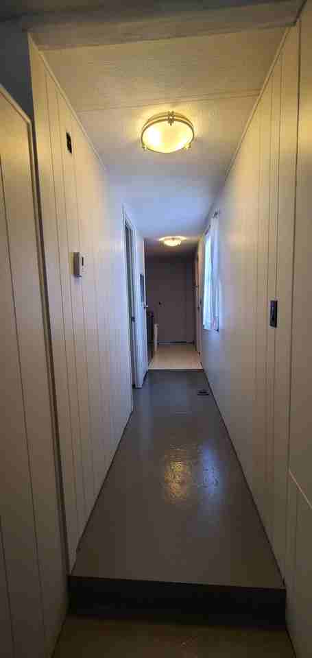 548 Westshore Rd - Photo 2 of 15