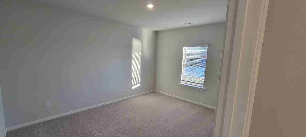 119 Stockholm Ln - Photo 7 of 23