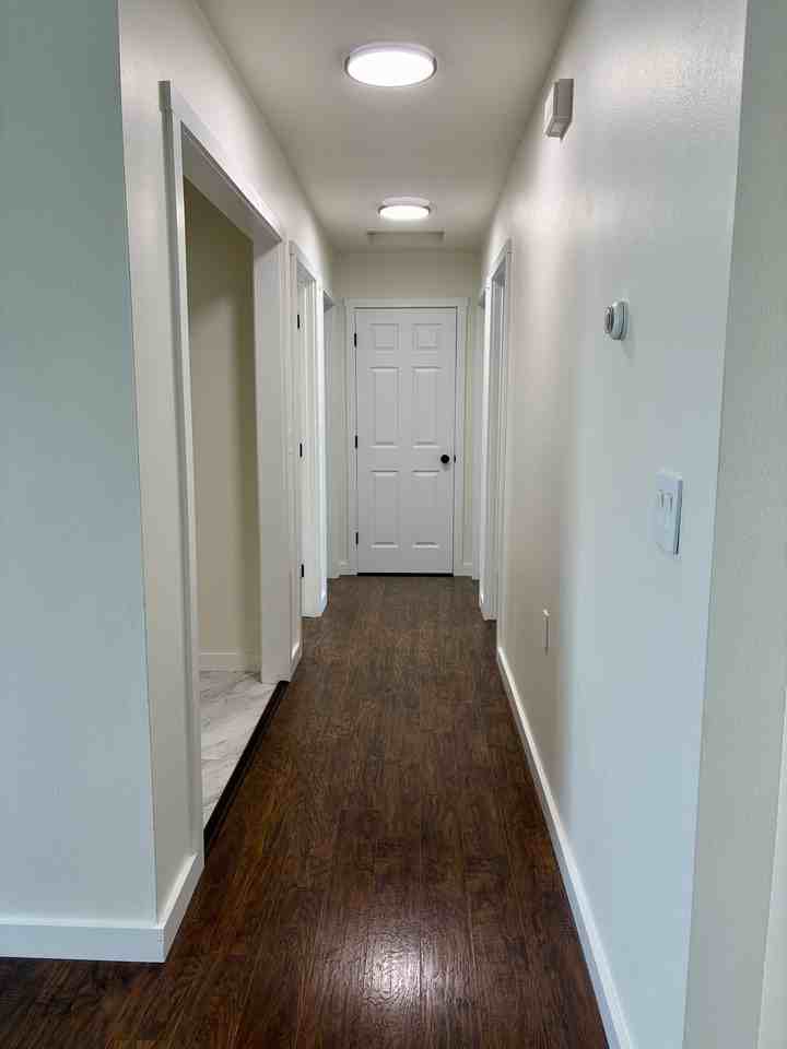 1714 Poplar St #C - Photo 5 of 15