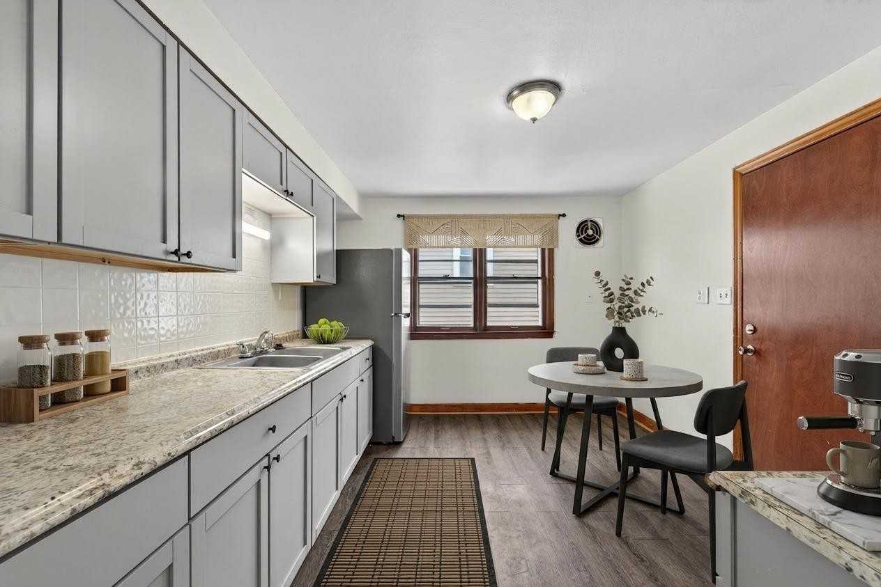 3628 N 58th Blvd - Photo 2 of 13