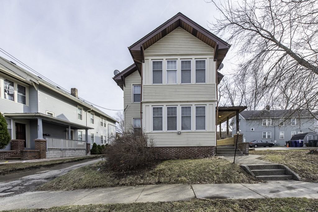 515 2nd St ##2 - Photo 2 of 27