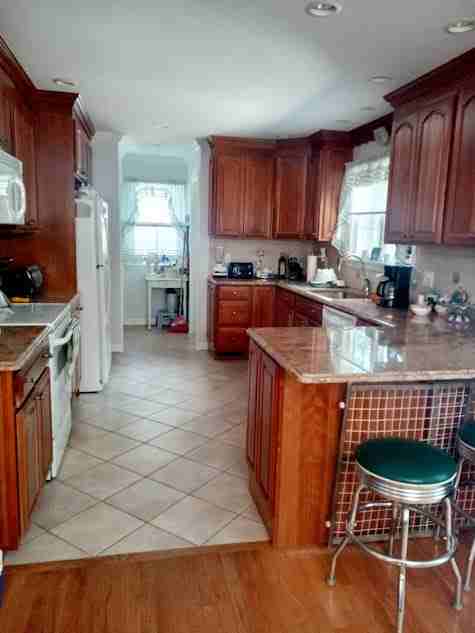 9 Bayberry Rd - Photo 6 of 11